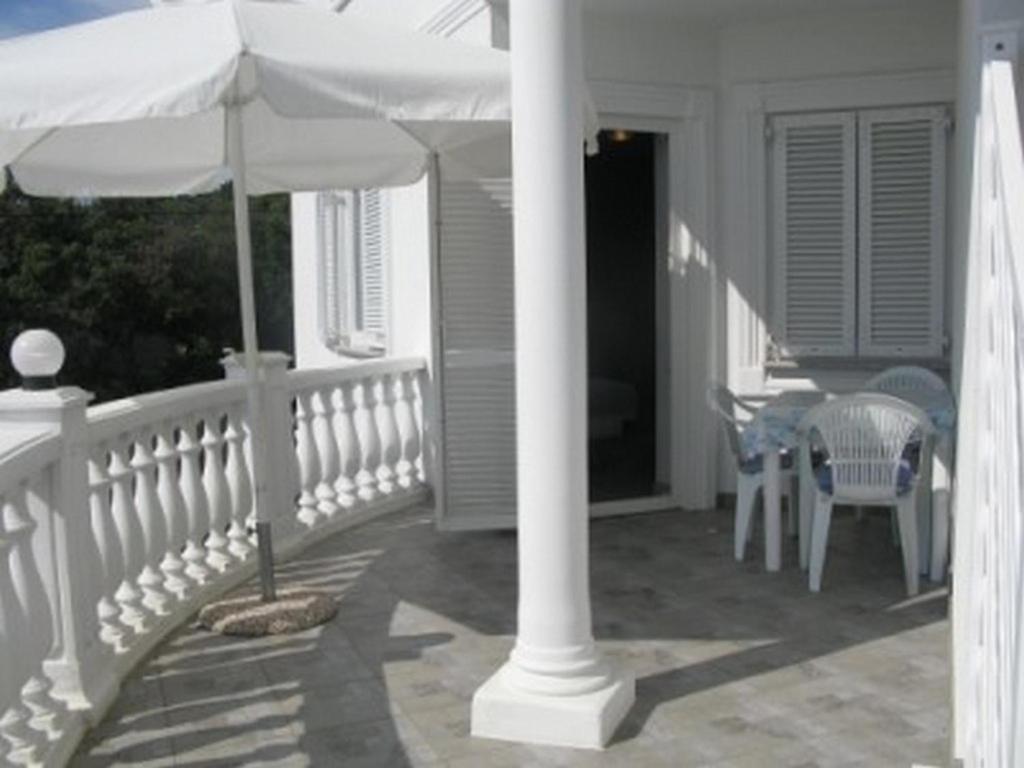 Apartments With A Parking Space Barbat, Rab - 16816 Barbat na Rabu Exterior foto
